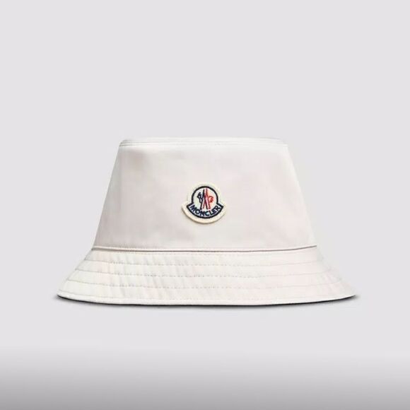 🌟NEW🌟Moncler🌟Reversible Bucket Hat Black/White - Picture 2 of 6